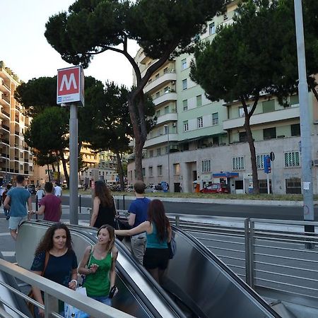 Al171 Tourist Rental Close Metro B1 - Sant'Agnese Annibaliano Rome Bagian luar foto