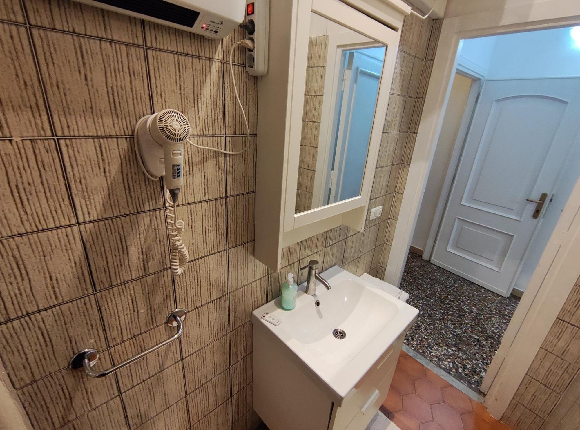 Al171 Tourist Rental Close Metro B1 - Sant'Agnese Annibaliano Rome Bagian luar foto